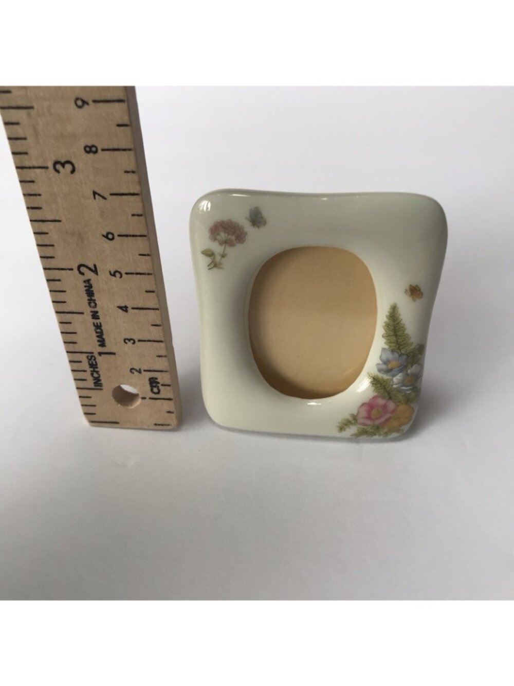 Vintage Mini Picture Frame Floral Fairy Cottage Porcelain Ceramic White Tabletop - Picture 14 of 16